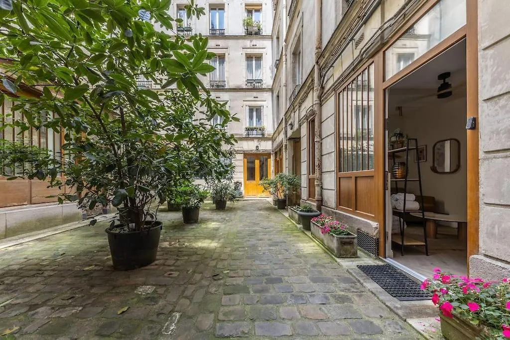 Elegant 4-Star Stay In Central Paris - Suite Apart
